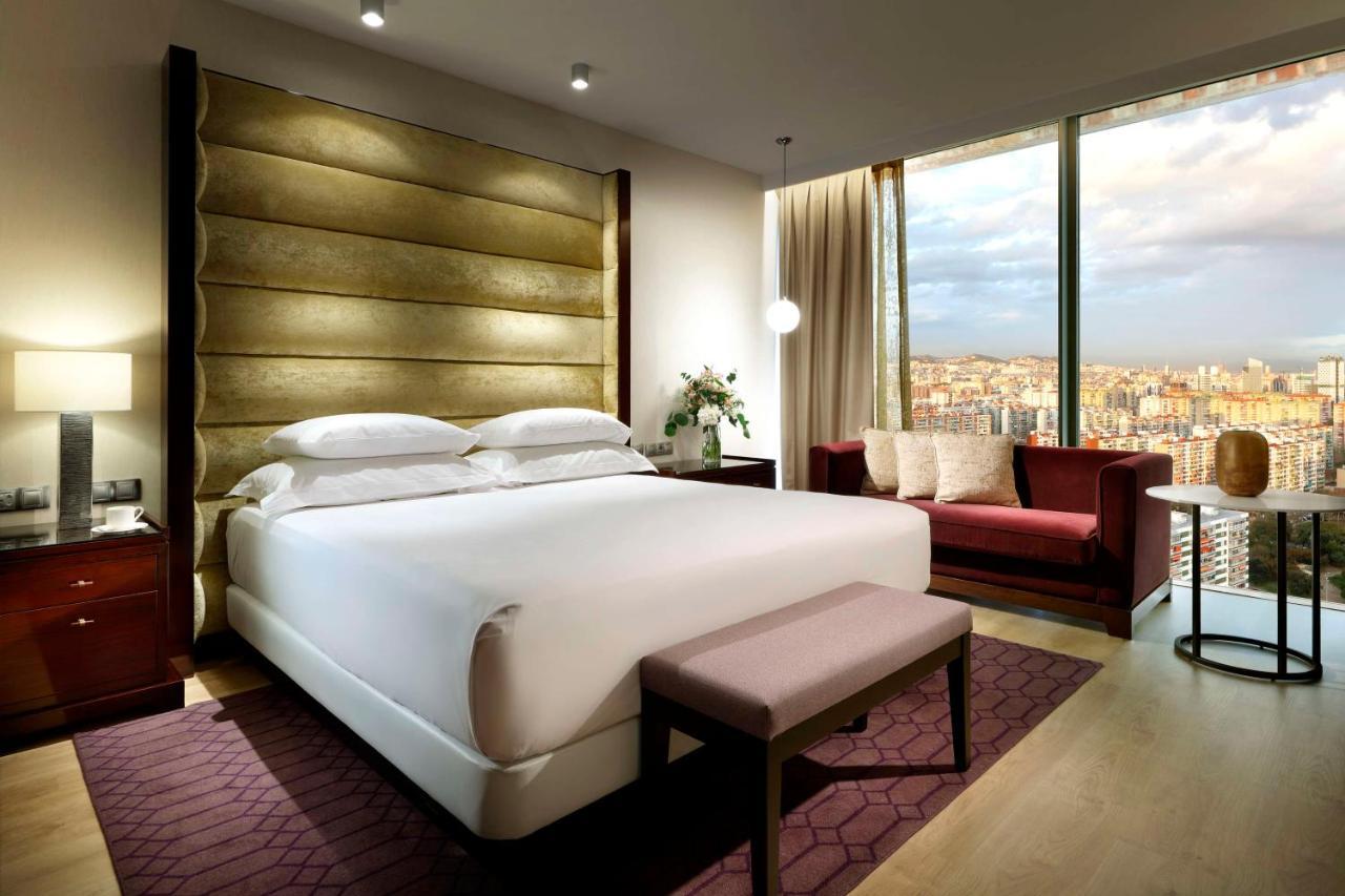 מלון הוספיטלט דה יוברגאט Hyatt Regency Barcelona Tower מראה חיצוני תמונה